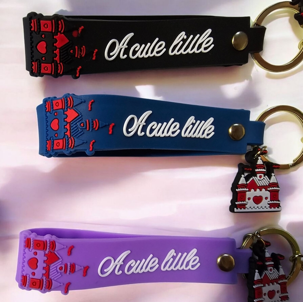 (Pick 1) Princess Keychains - Picture 3 of 3